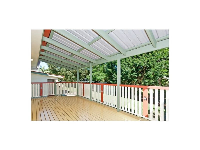 172-174 Loganlea Rd, Loganlea QLD 4131