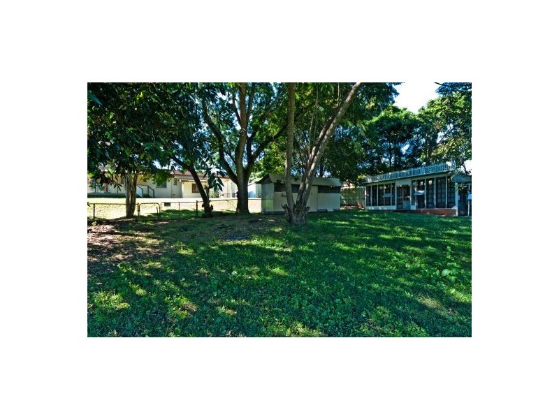 172-174 Loganlea Rd, Loganlea QLD 4131