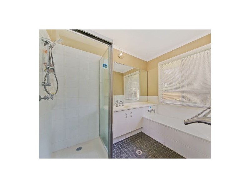 82 Cottesloe Dr, Robina QLD 4226