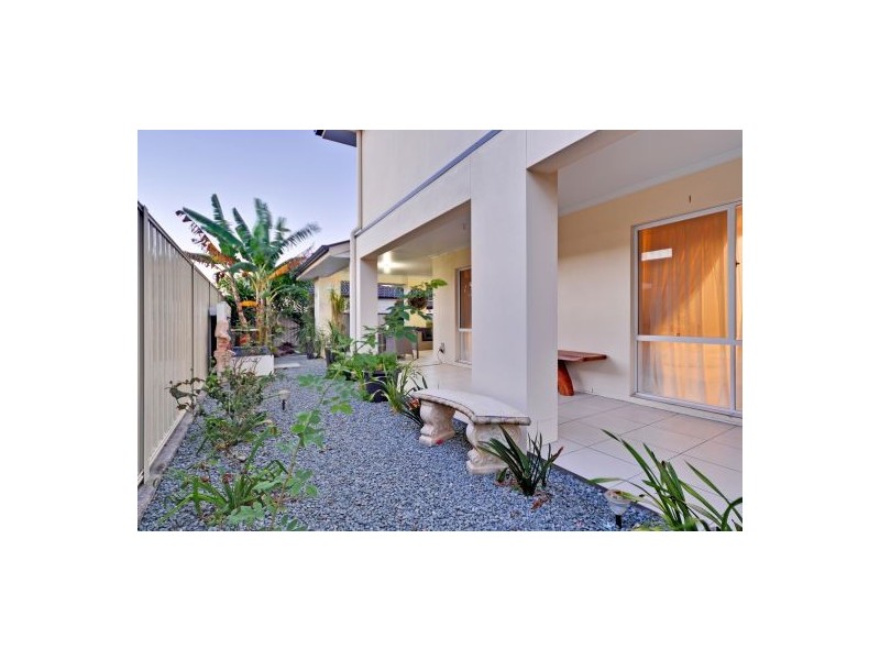 14 Maryland Dr, Regents Park QLD 4118