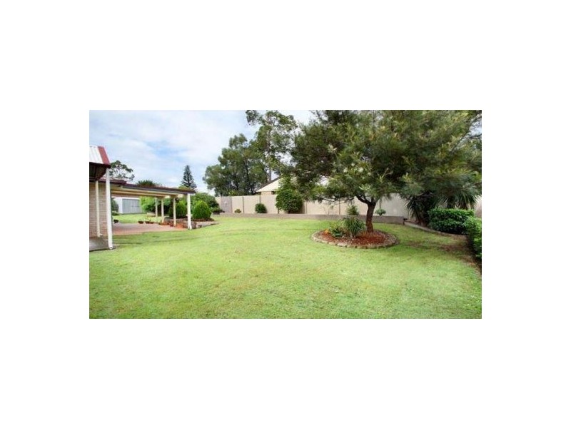 132 Mackellar Dr, Boronia Heights QLD 4124
