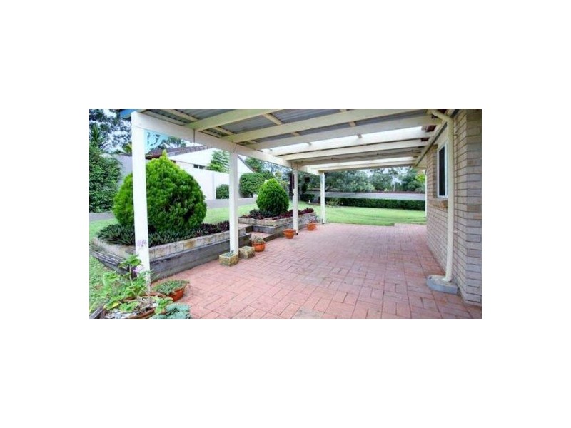 132 Mackellar Dr, Boronia Heights QLD 4124