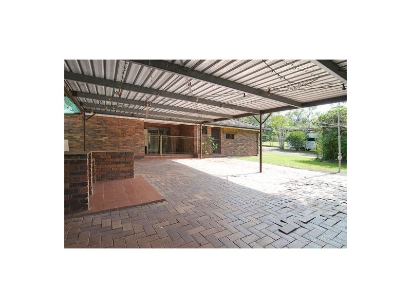 78 Rosia Rd, Park Ridge QLD 4125