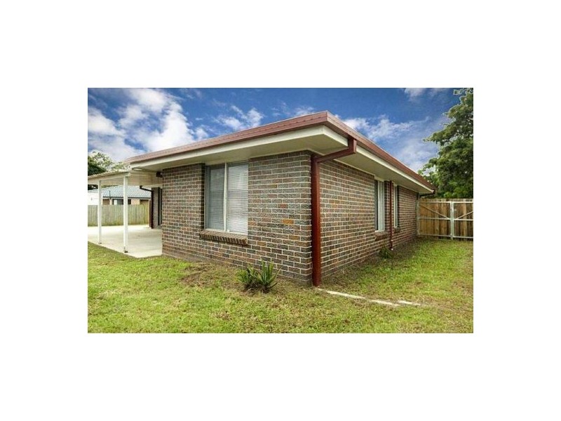 24 Regency Dr, Regents Park QLD 4118