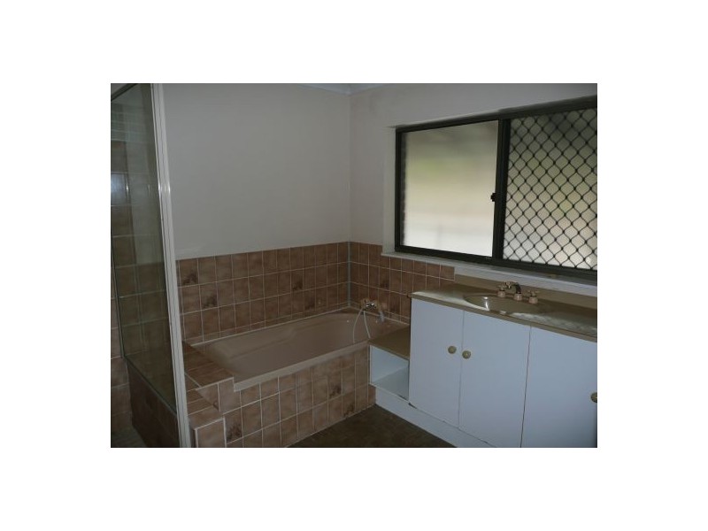 25 Harvest Rd, Greenbank QLD 4124