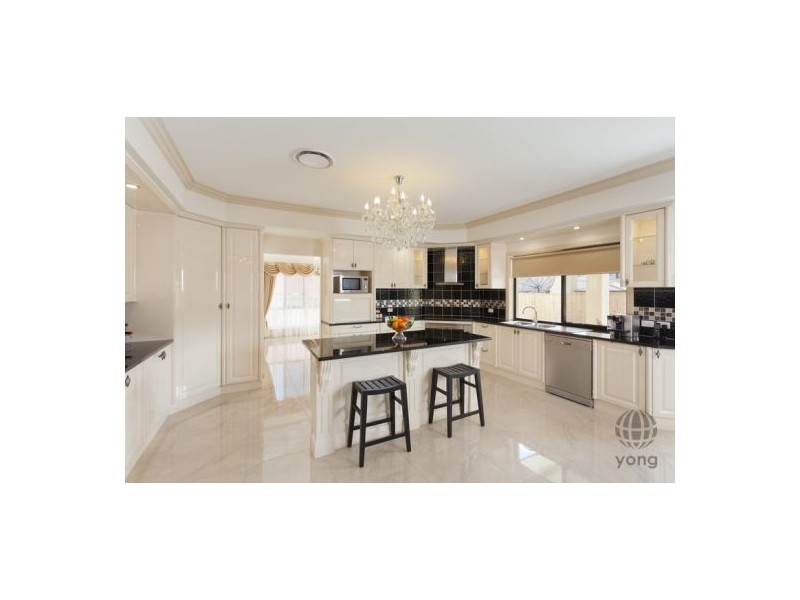 20 Snowbell Cl, Stretton QLD 4116