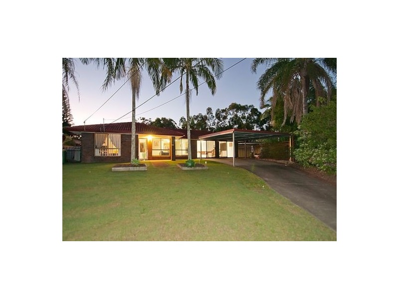 22 Centaurus Cr, Regents Park QLD 4118