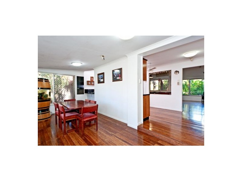 64 Laxton Rd, Pallara QLD 4110