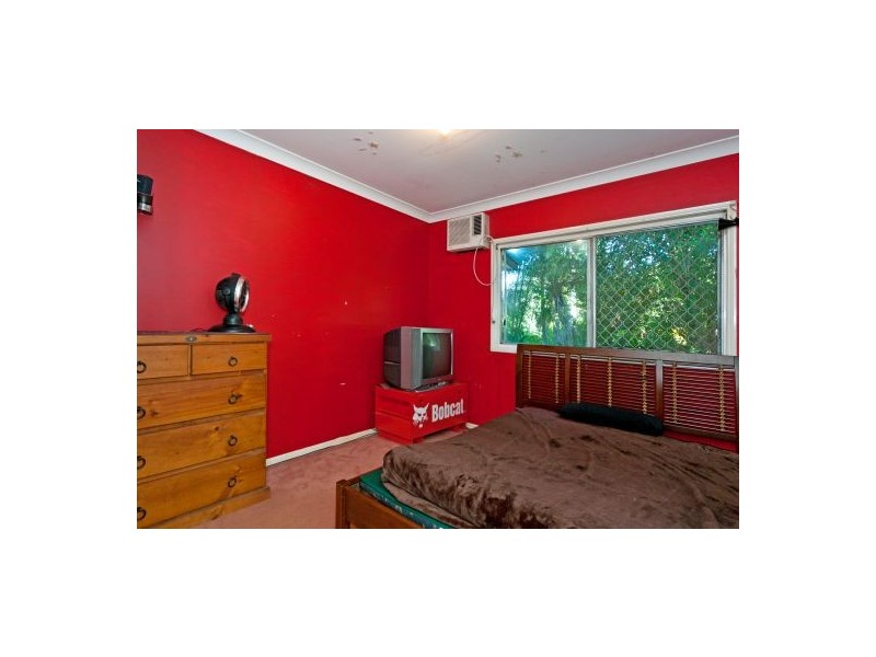 64 Laxton Rd, Pallara QLD 4110