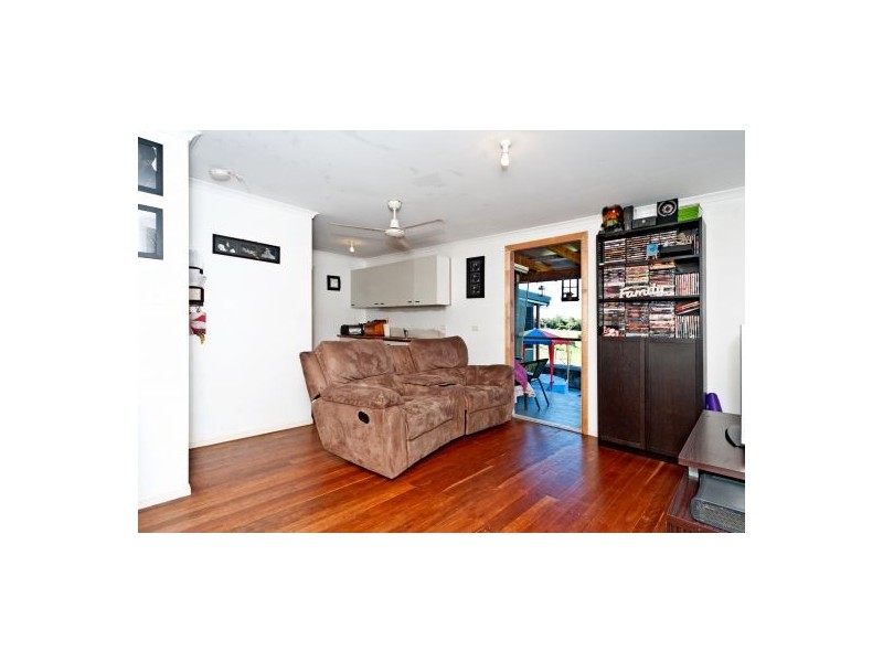 64 Laxton Rd, Pallara QLD 4110