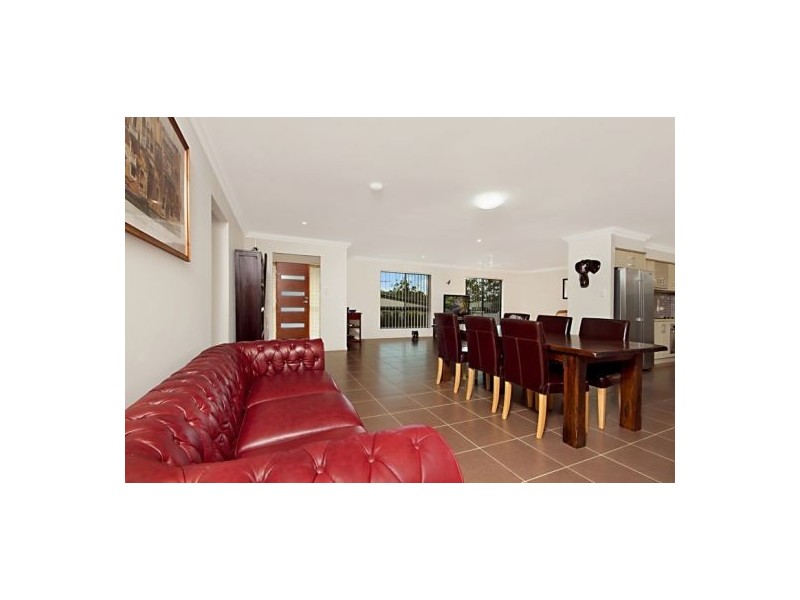 9A Lamorna St, Rochedale South QLD 4123