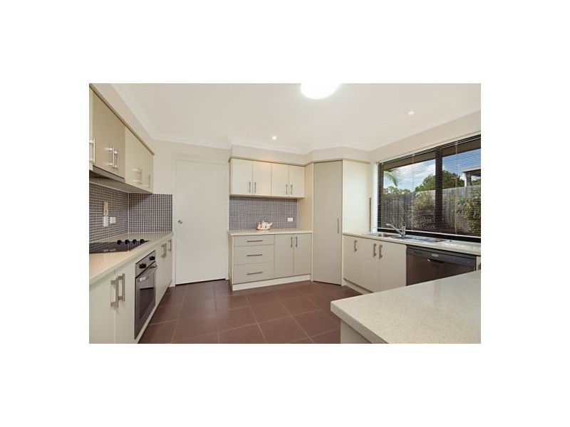 9A Lamorna St, Rochedale South QLD 4123