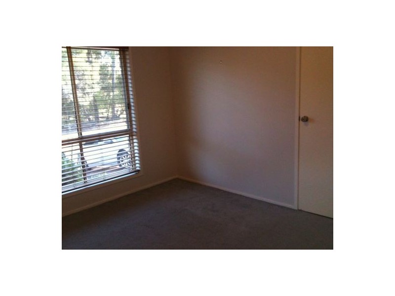 4 Casuarina Cres, Calamvale QLD 4116