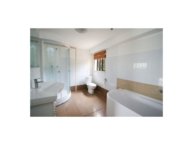 14 Frobisher St, Springwood QLD 4127