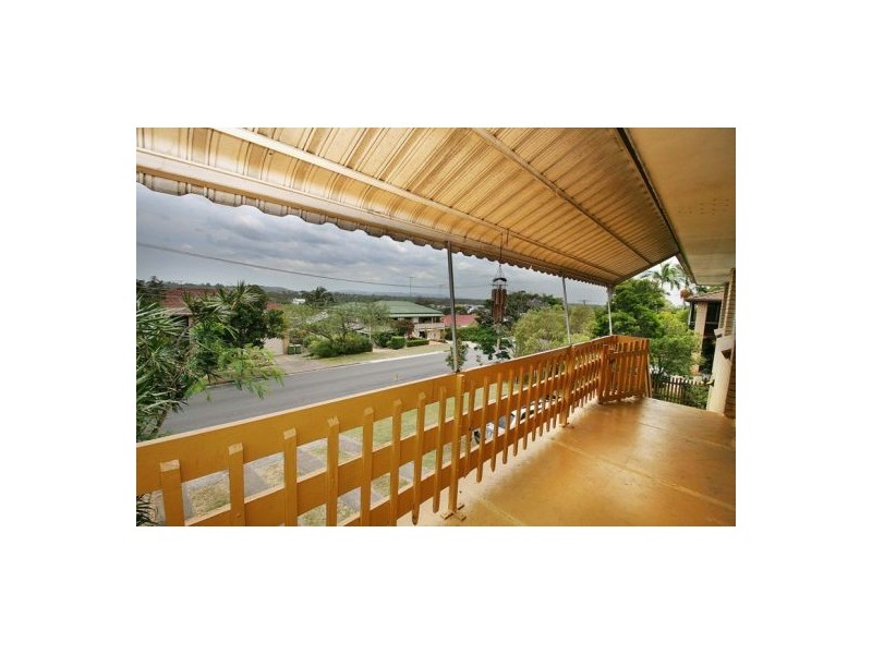 14 Frobisher St, Springwood QLD 4127