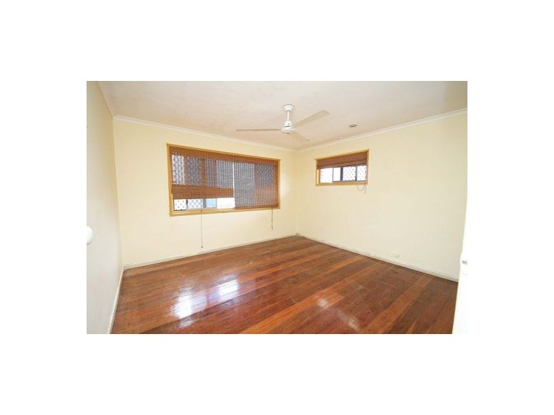 14 Frobisher St, Springwood QLD 4127