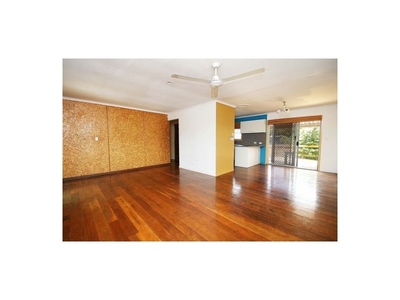 14 Frobisher St, Springwood QLD 4127