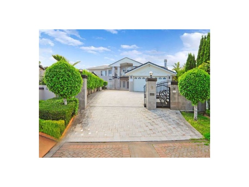 9 Capstan Pl, Macgregor QLD 4109