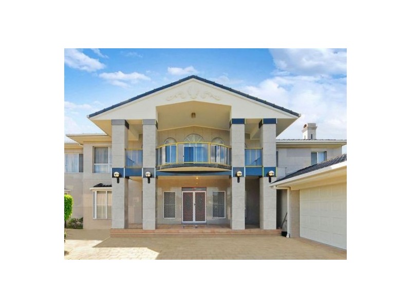 9 Capstan Pl, Macgregor QLD 4109