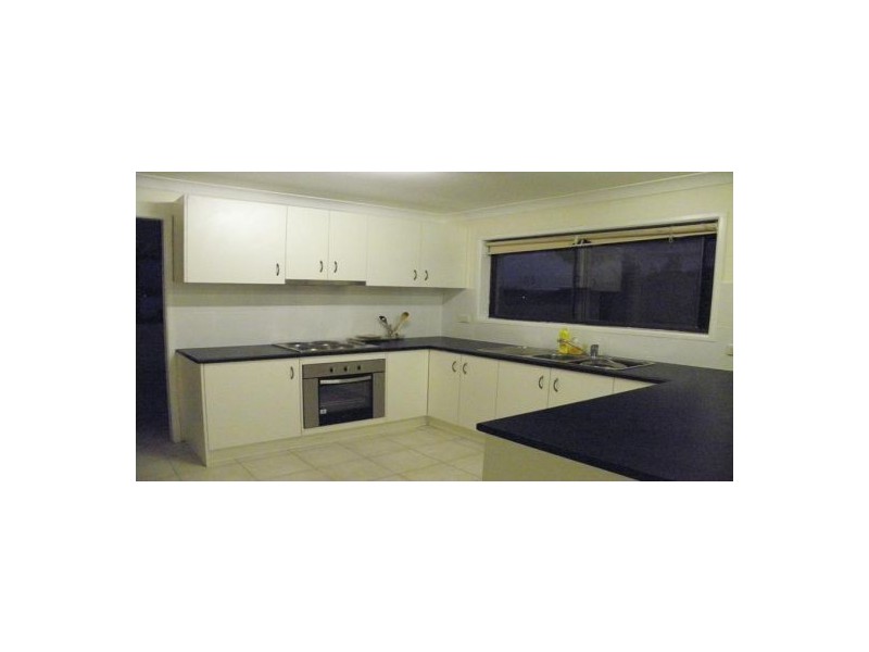 27 Celadon St, Sunnybank Hills QLD 4109