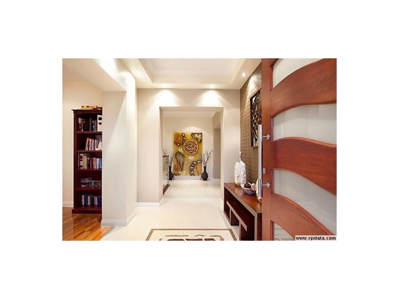 10 Mimi Ct, Mount Warren Park QLD 4207