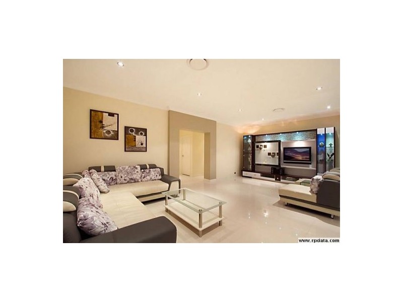 10 Mimi Ct, Mount Warren Park QLD 4207