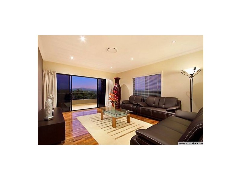 10 Mimi Ct, Mount Warren Park QLD 4207