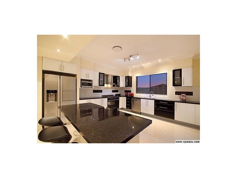 10 Mimi Ct, Mount Warren Park QLD 4207