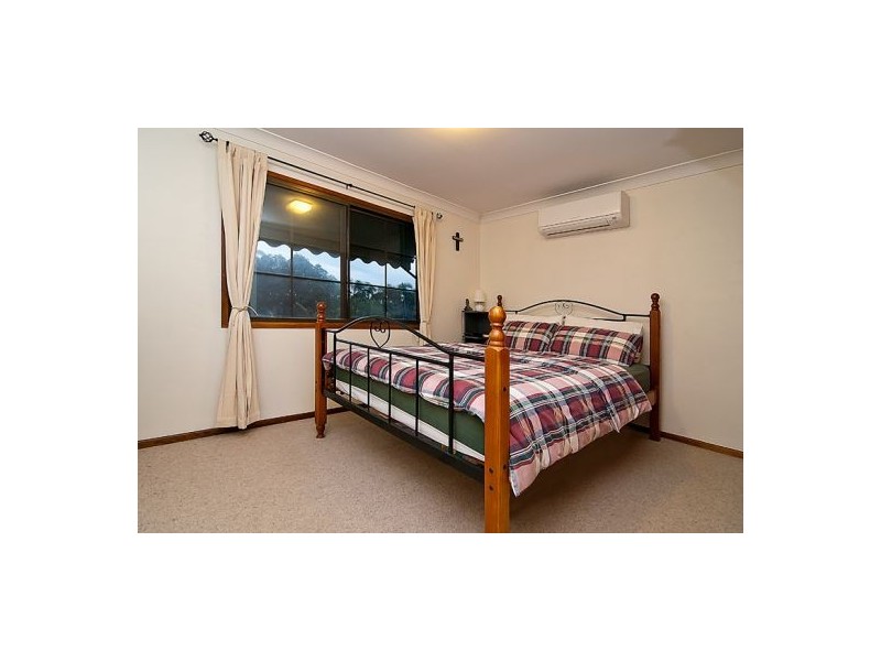 126 Pinelands Rd, Sunnybank Hills QLD 4109