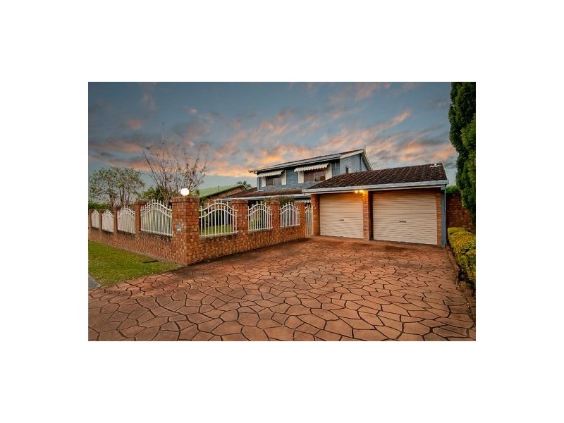 126 Pinelands Rd, Sunnybank Hills QLD 4109