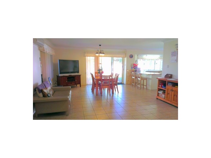 49 Padstow Rd, Eight Mile Plains QLD 4113