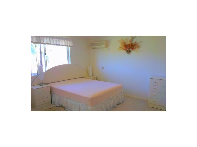 49 Padstow Rd, Eight Mile Plains QLD 4113