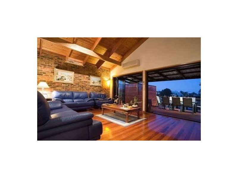 139 Witt Ave, Carrara QLD 4211