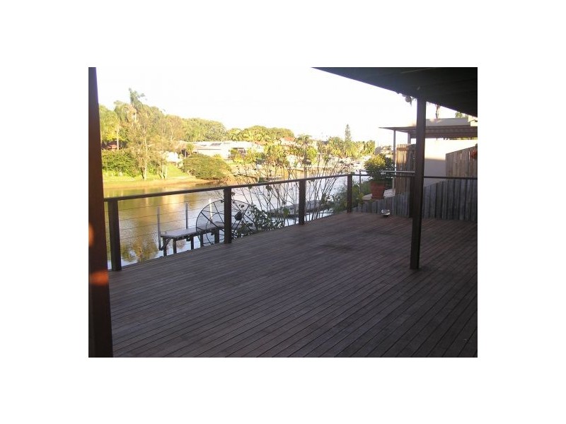 139 Witt Ave, Carrara QLD 4211