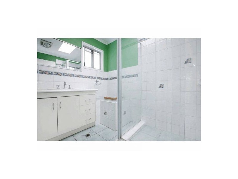 1 Emery St, Sunnybank Hills QLD 4109