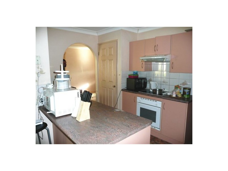 27 Fifth Ave, Marsden QLD 4132