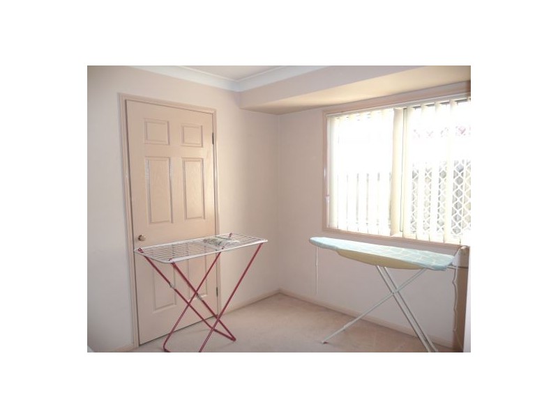 27 Fifth Ave, Marsden QLD 4132