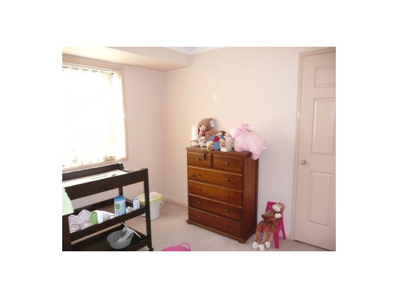 27 Fifth Ave, Marsden QLD 4132