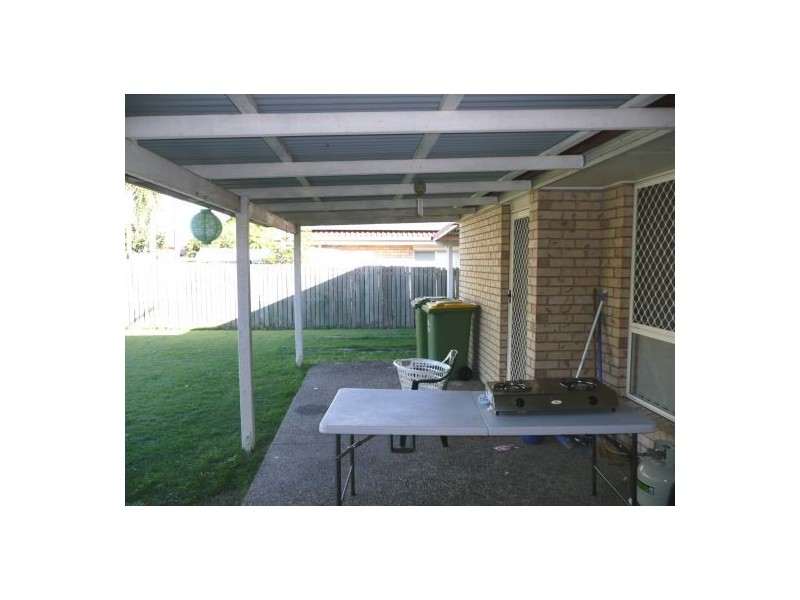 27 Fifth Ave, Marsden QLD 4132