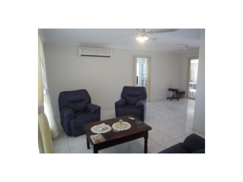 3 Sherbourne Ct, Berrinba QLD 4117