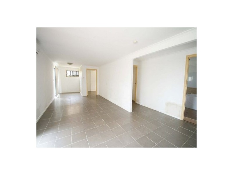 14 Frobisher St, Springwood QLD 4127