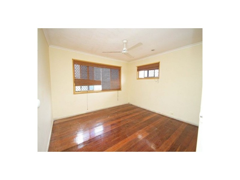 14 Frobisher St, Springwood QLD 4127