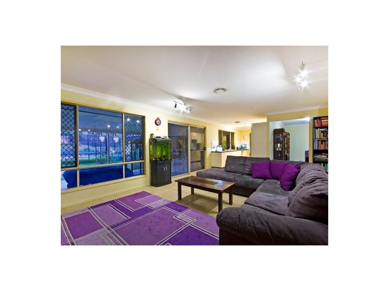 38 Dianella Ct, New Beith QLD 4124
