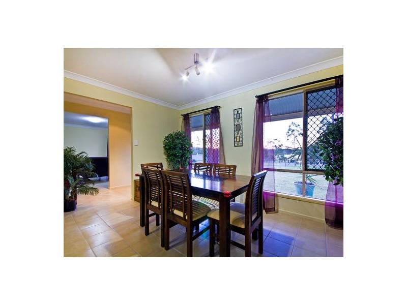 38 Dianella Ct, New Beith QLD 4124