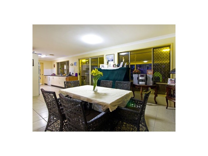 38 Dianella Ct, New Beith QLD 4124