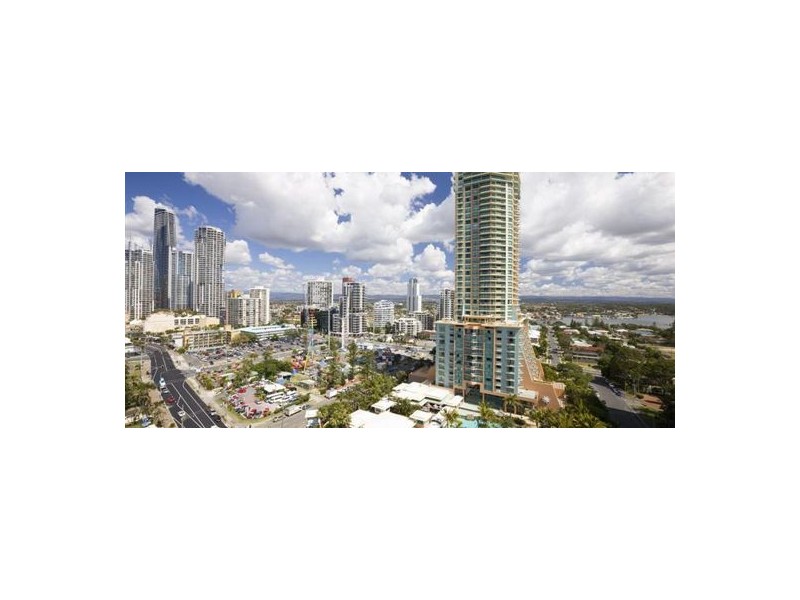 4/5 Palm Av, Surfers Paradise QLD 4217