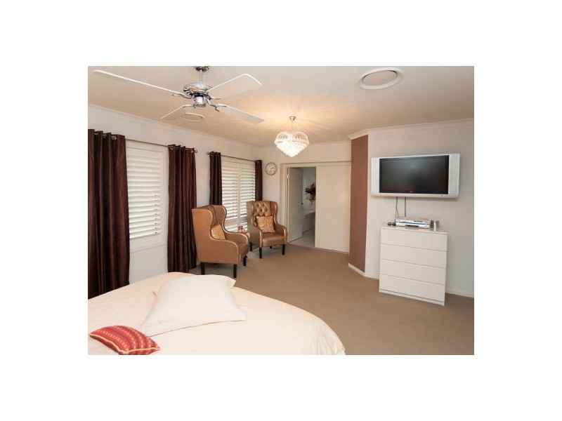 71 Dunedin St, Sunnybank QLD 4109