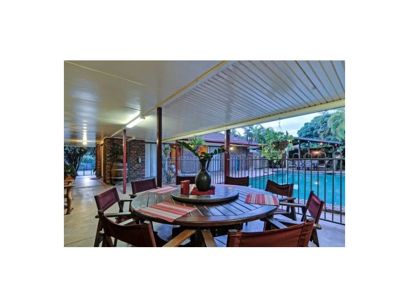 24 Altoft St, Kuraby QLD 4112