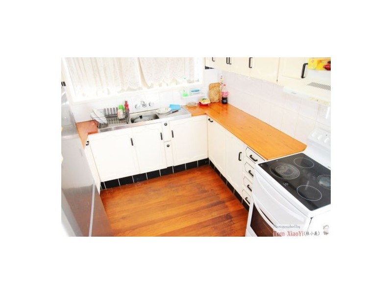 11 Claverton St, Woodridge QLD 4114