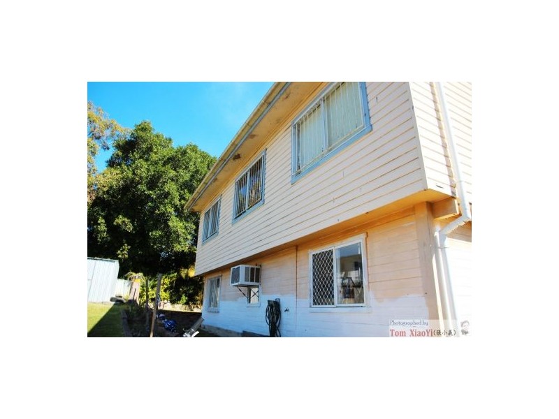 11 Claverton St, Woodridge QLD 4114